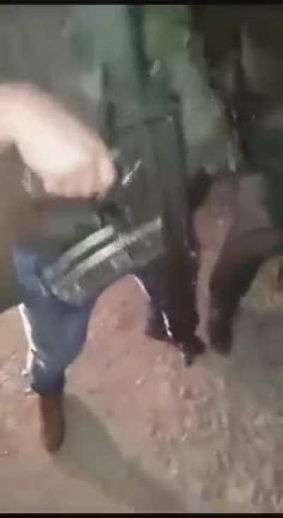 Sicarios holding civilians