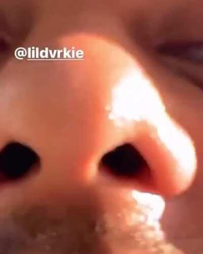 Darkie likes ya cut 😳