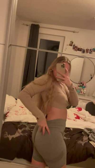 do you except my bubble butt? (F)