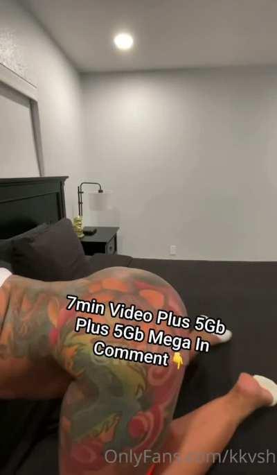 She’s trying to have a Sextape 😍👇