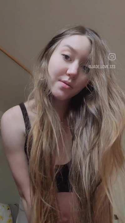 Jade (@jade.love.123) 