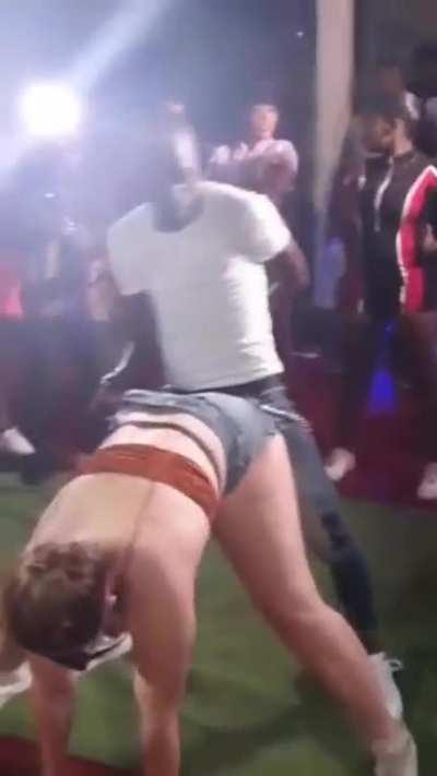 Fully Aktiv Tuesdayz 🇯🇲