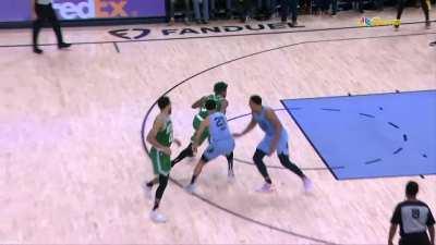 [Highlight] Marcus Smart hits the left handed Haagen Dasz scoop and-1 circus shot lay up