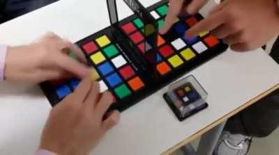 Rubik's battle
