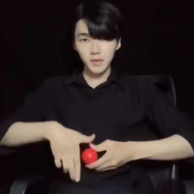 Amazing speed and sleight of hand.