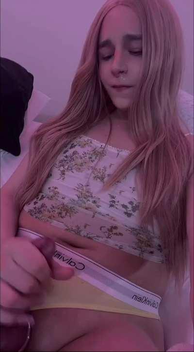 cute girl can't hold her cum, wanna clean her up?