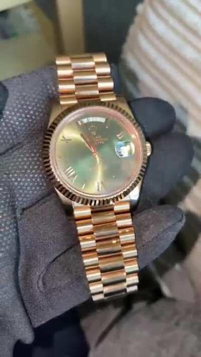 [UK] [WTS] BP factory - Rolex Day Date 40mm RG with Olive dial.