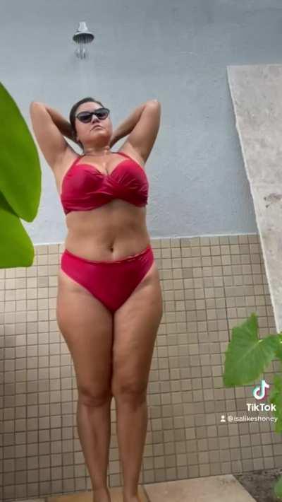 Do I look good in red?