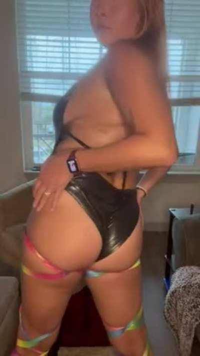 I wanna be your fuck doll