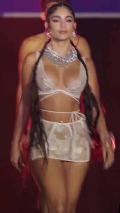 [Sucker Punch] Vanessa Hudgens