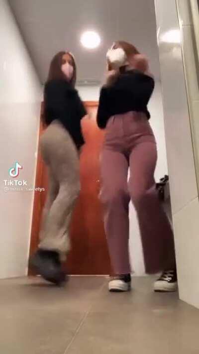 Big Bank 9 (Leopard on the left) 🤤🏦🍑