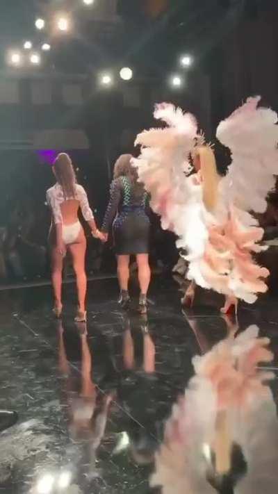 Rocsi Diaz modeling bathing suit