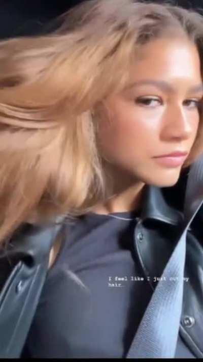 She knows what we're gonna do with this clip💦 🌊