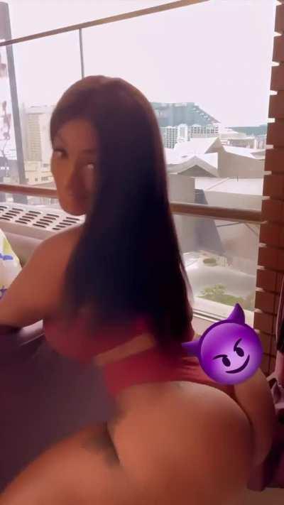 Maddy (@maddymorebuckss)