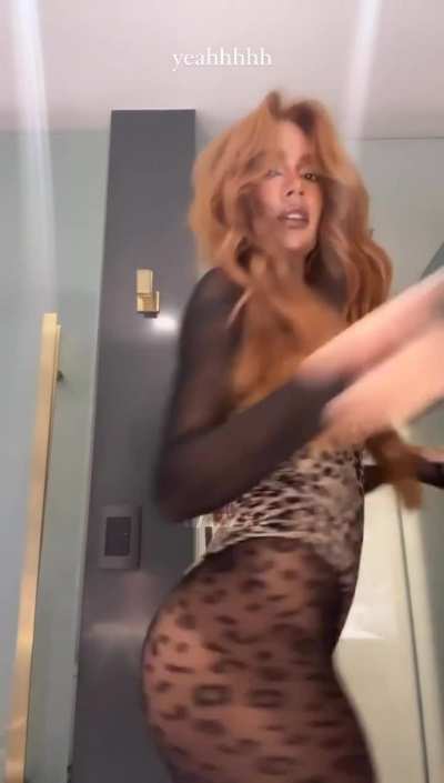 Lara Silva (@larasilva)