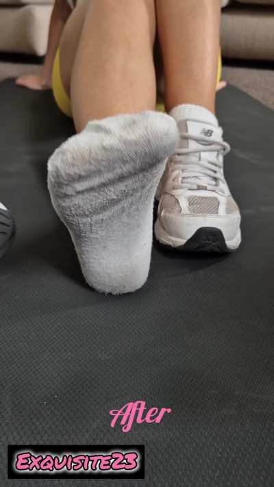 My super stinky post workout ankle sockies
