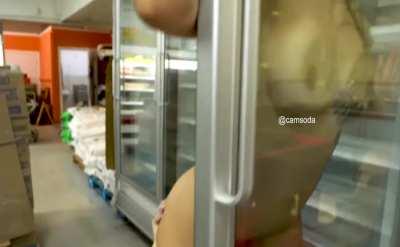 Eating Ass At Aisle 5