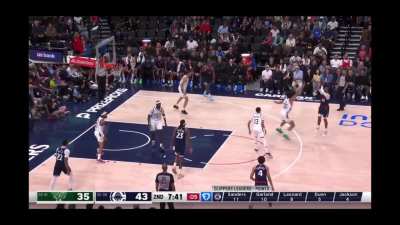 Darius Garland w the Nice Handles