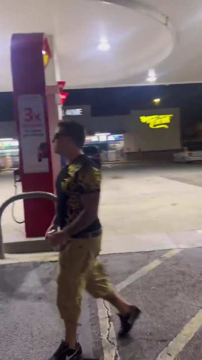 Wtf is this jersey shore rapper