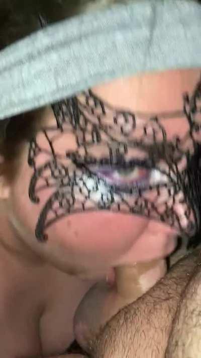 I love when his dick starts to go down my throat 🥰