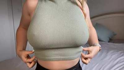 Am I your ideal woman? xoxo