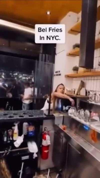 Trashing a restaurant because they had to pay $1.75 for dipping sauce…