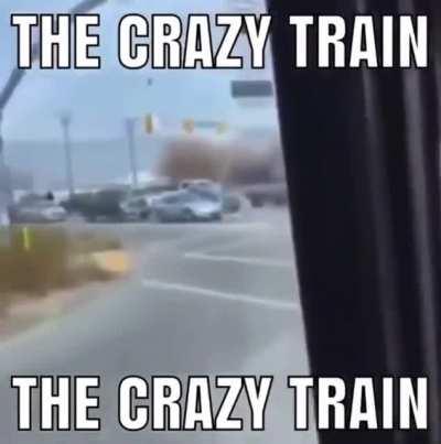 What da train doin?