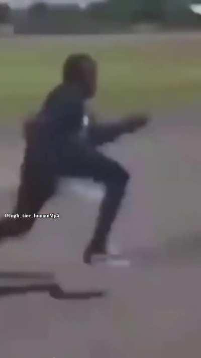 Artifyber -SRLAOANOEETVLEEYDS