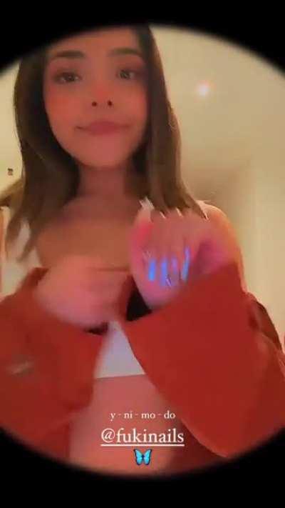 Como se agarra las tetas