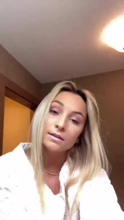 Loves Black Guys & DGAF If You Don't Like It 👸🏼