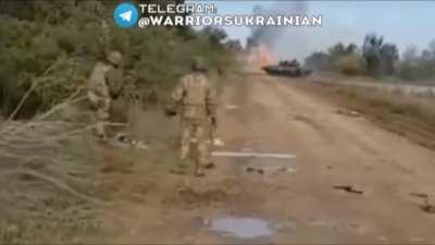 Compilation of Ukranian combat highlights (~6 min} 