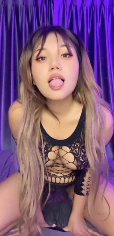 What do you date an Asian girl who wants to get her ass fucked every day?