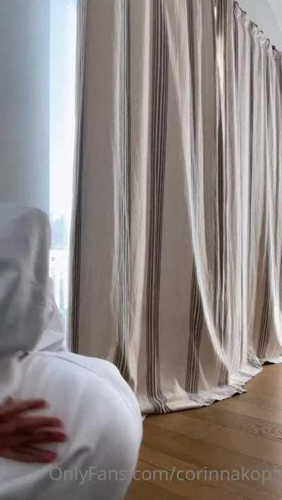 Corinna Kopf UP-TO-DATE F0LD3R -> IN C0MMENTS <-