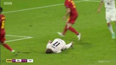 Player instantly recovers after Italy score