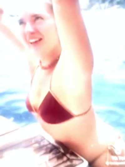 Little MV of Natalie I found.