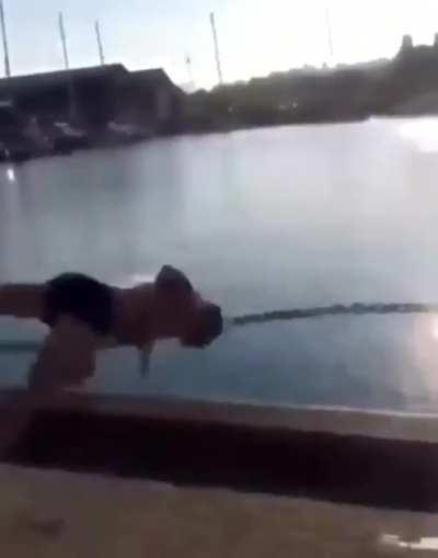 Rage trynna jump with his knees