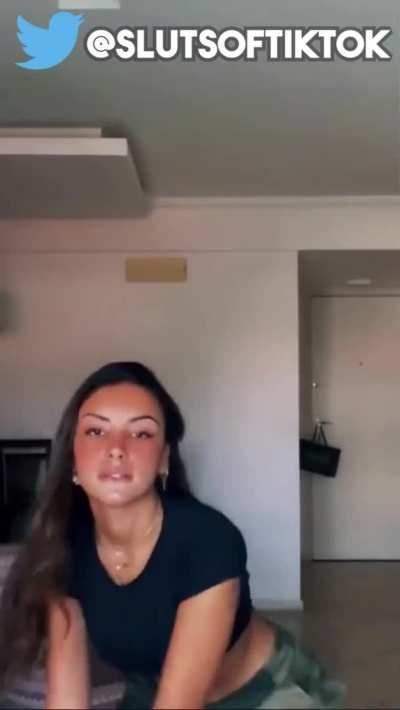 WOW!! SHE IS HOT!! 😈😈