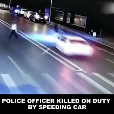 For the love of god don’t leave a useless red circle comment🙄