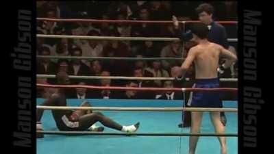 Manson ”The Black Bruce lee” Gibson’s nonstop spinning attacks