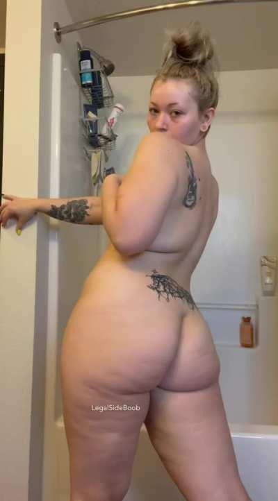 just some pre shower posing