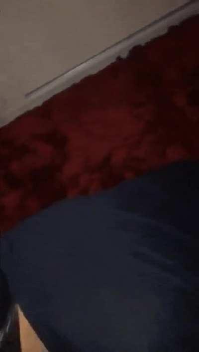 🇧🇷Fabiola Voguel showing this guy what a giant looks like.