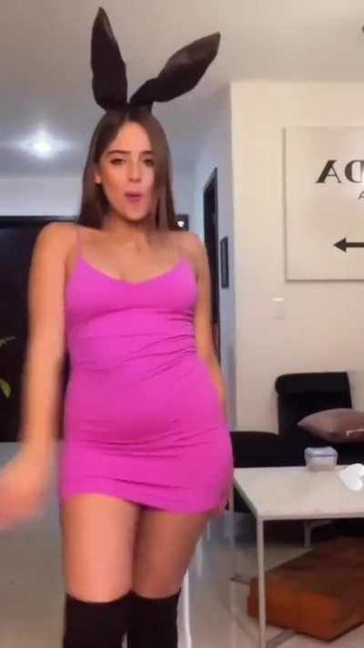 siempre a sido una absoluta zorra 