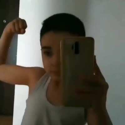 Bunu shit post'ta buldum orda bir sürü seviyesi yetmeyen kişi tekpi veremediği veya yazamadığı için bu saçma şeye tepkileriniz ne onu merak ettim ondan atıyorum.