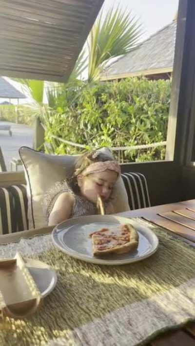 HMJB while I finish my pizza
