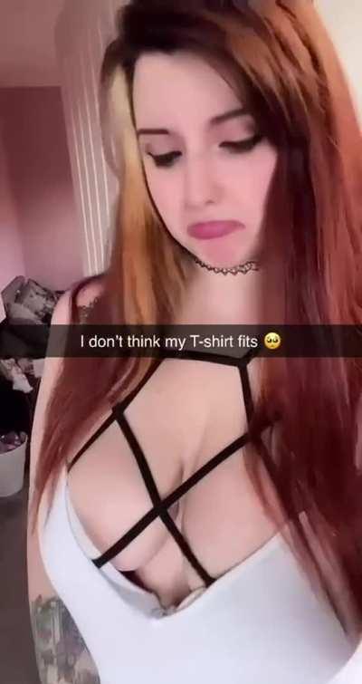 Daily discount time! The next five subscribers to my Onlyfans will get a juicy discount 😉 Come make me your fuck toy