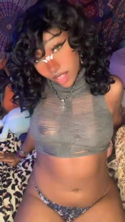 Couldn’t wear this top in public so I decided to wear it here!