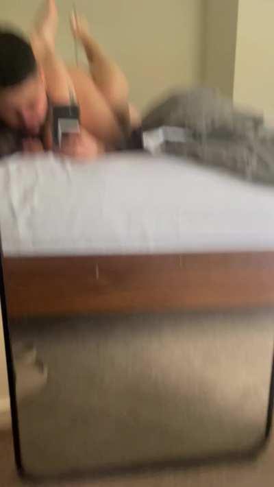 The moans.. the feet.. WOW