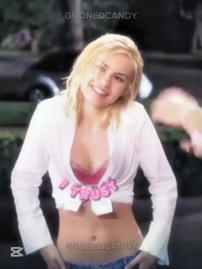 Elisha Cuthbert edit