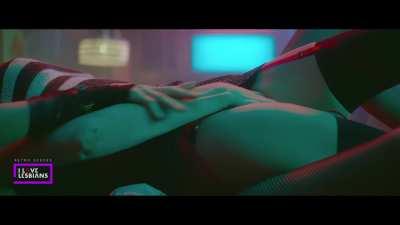 Charlize Theron & Sofia Boutella lesbian scene - 