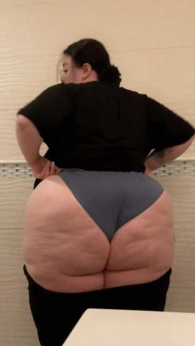 Are you willing to fuck my ass?